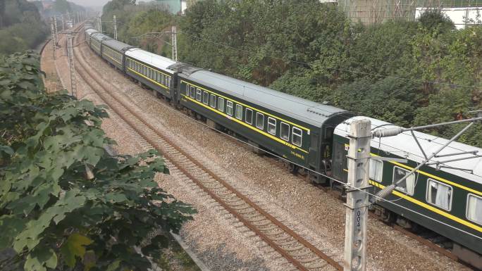 4K素材列车经过弯道4组