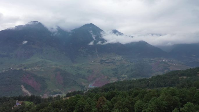 普格荞窝镇云盘山村