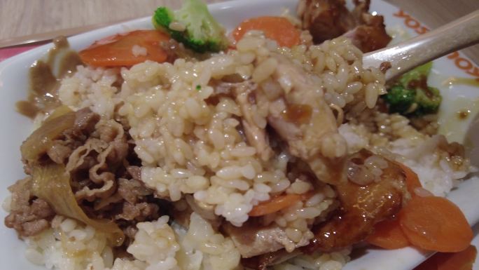 双拼饭吃饭美食馋米饭大米肥牛