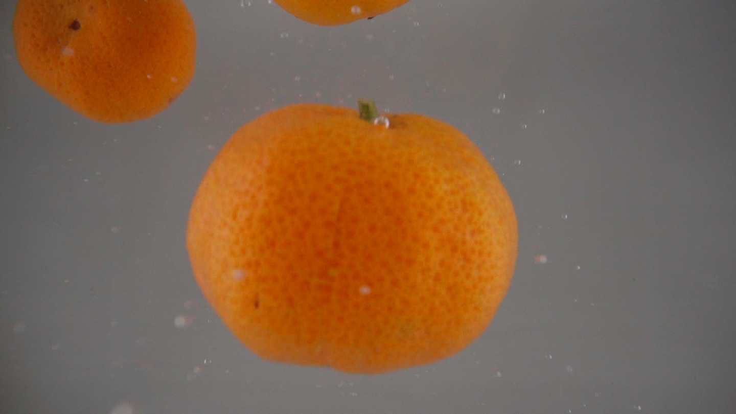 橘子入水慢动作