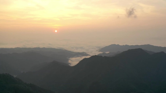 唯美大气日出延时壮美山间风景