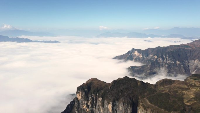 4k高山峻岭云海视频素材