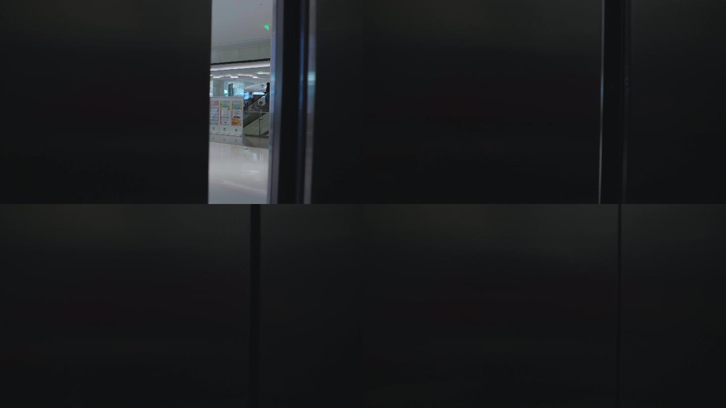 【原创】电梯门关上镜头