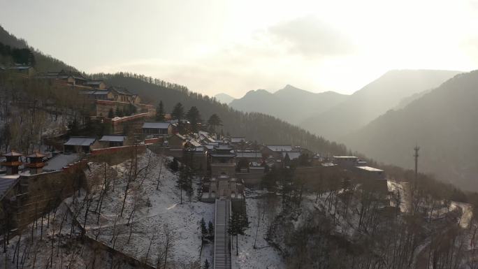 五台山南山寺雪景