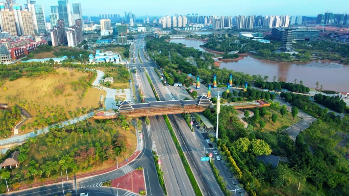 4K航拍南宁五象湖公园秋月路五象风雨桥