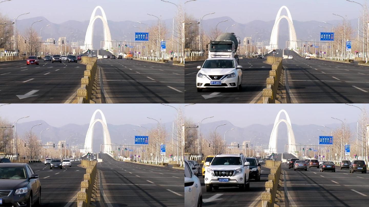北京新首钢大桥车流延时