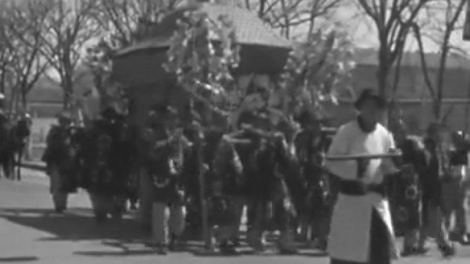 30年代北京城葬礼车队