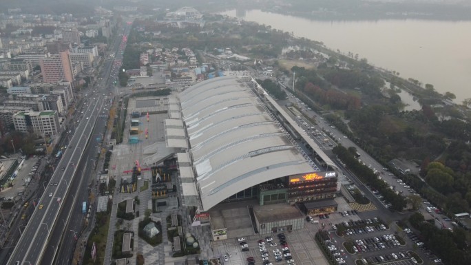 南京国展中心国际展览中心玄武湖