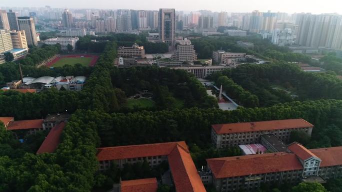 西安交通大学