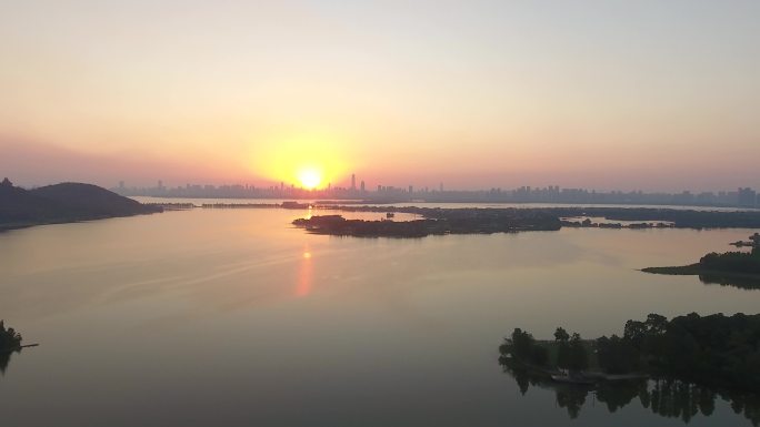 武汉东湖磨山景区夕阳4K航拍