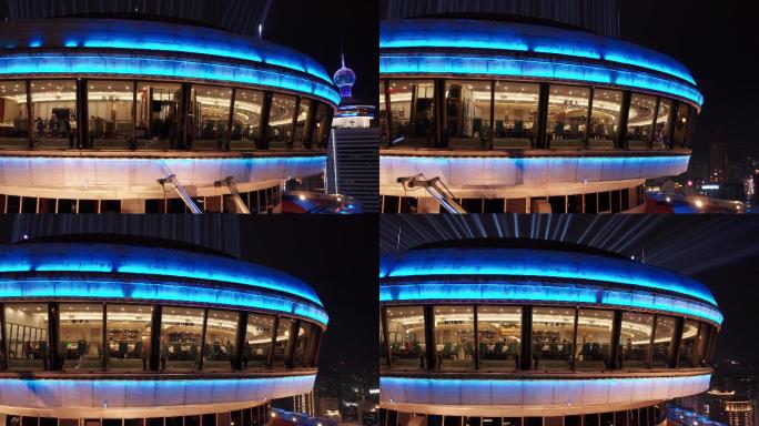 4k航拍深圳国贸商业大厦夜景拉顶部环绕