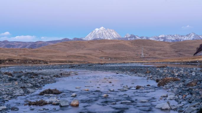 2021新年水流高山