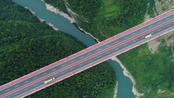 贵州高速公路清水河大桥