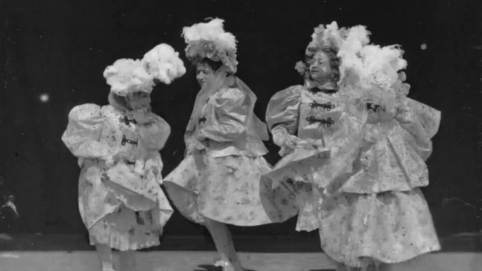 1899年法国巴黎舞蹈表演