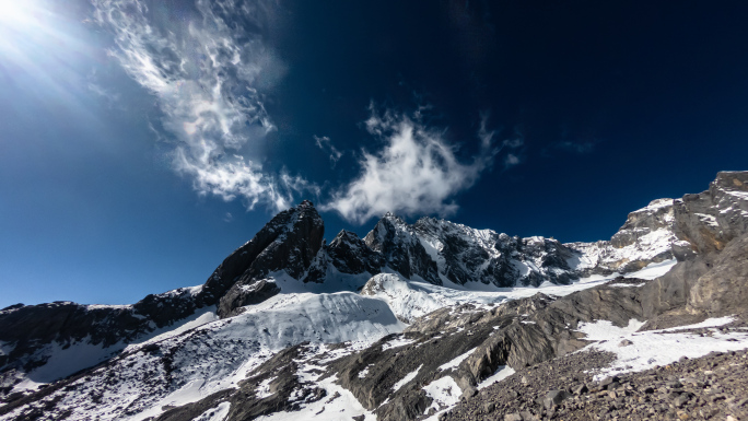 丽江古城玉龙雪山大范围延时4K