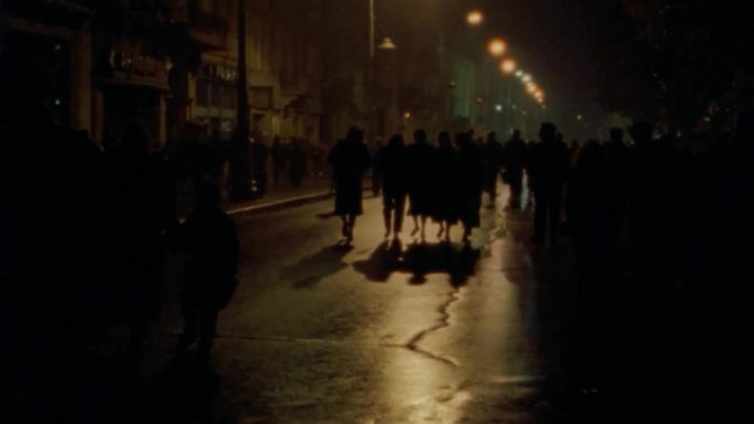 夜晚苏联俄罗斯城市城镇街道