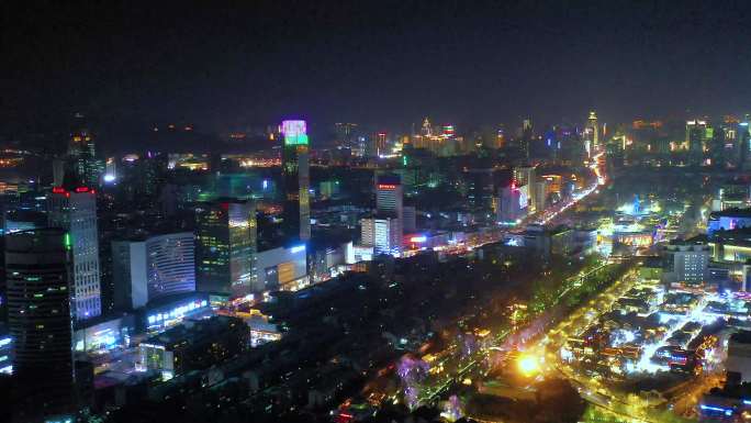 济南泺源大街到泉城路夜景