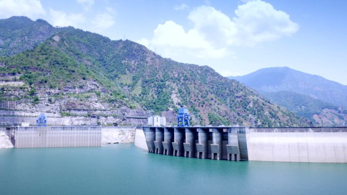雅砻江水电基地世界最高水坝锦屏水坝