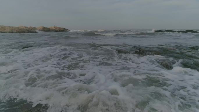海边海浪4K航拍