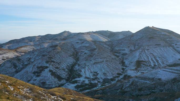 晋北冬季山区雪景航拍