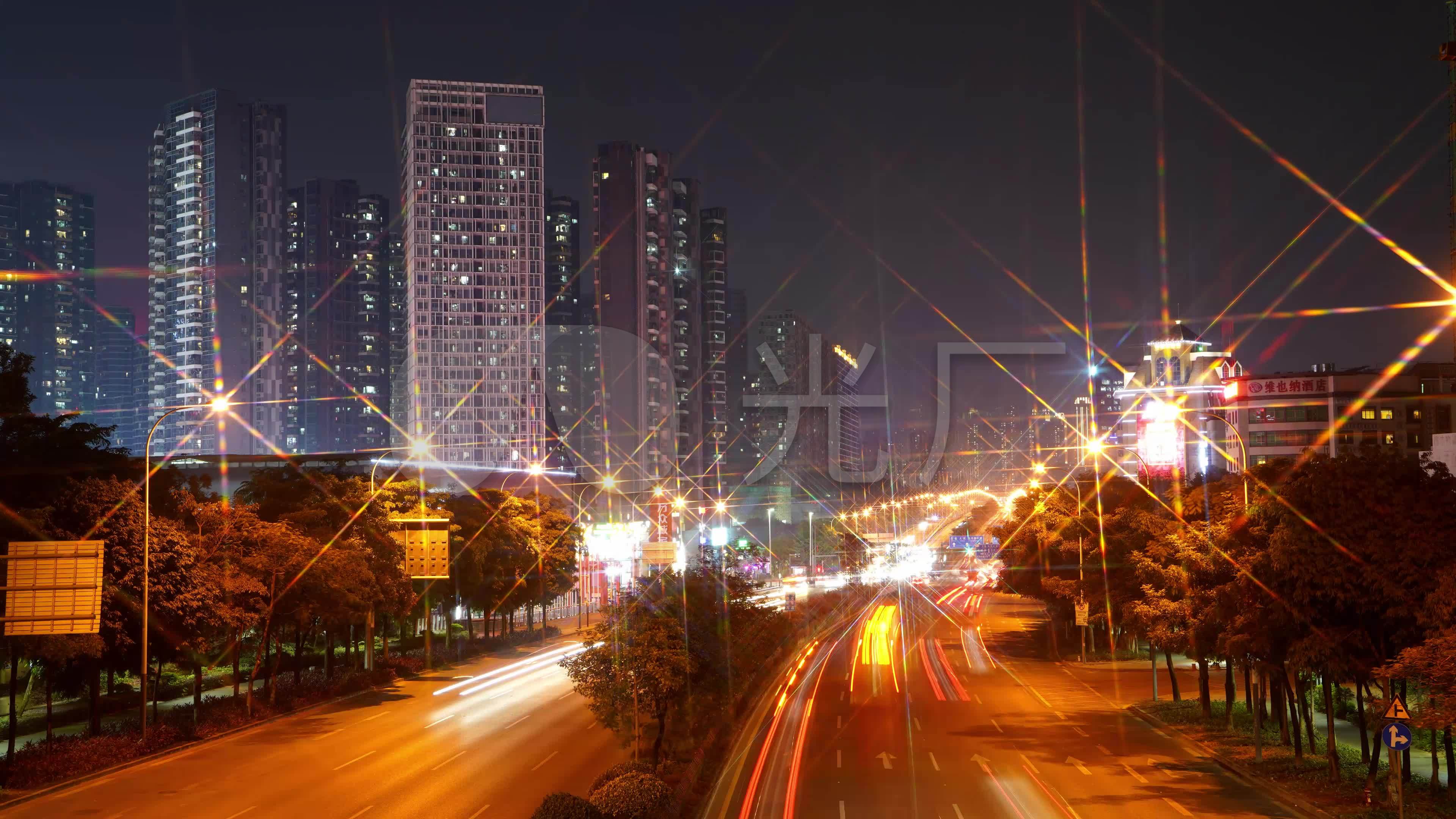 夜晚车流延时城市交通深圳龙华布龙路