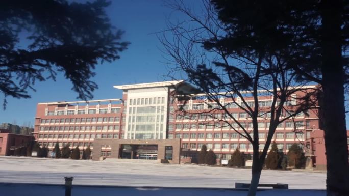 雪后的集宁师范学院