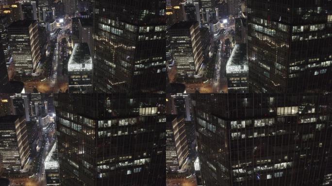 4K原素材-航拍上海夜晚中的写字楼空镜