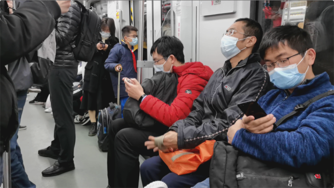 4K地铁疫情广州人流口罩