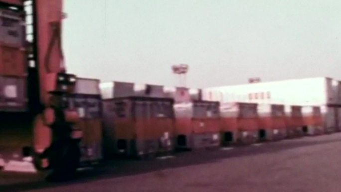 70年代深圳广州进出口贸易集装箱