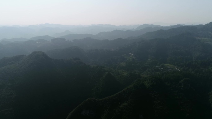 山川大雾航拍平移高清