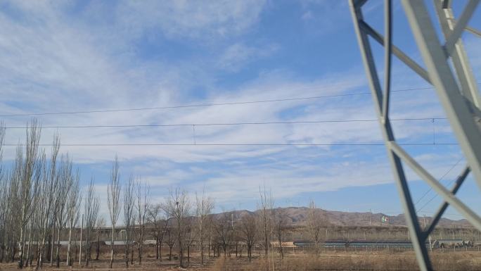 4k高铁动车窗外的铁路沿途风景