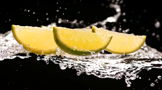 青柠檬-薄荷-饮料-慢镜头