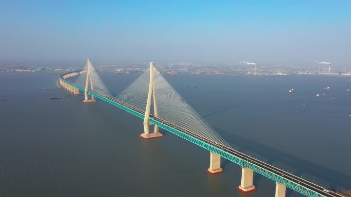 大气震撼沪苏通长江大桥4K航拍素材