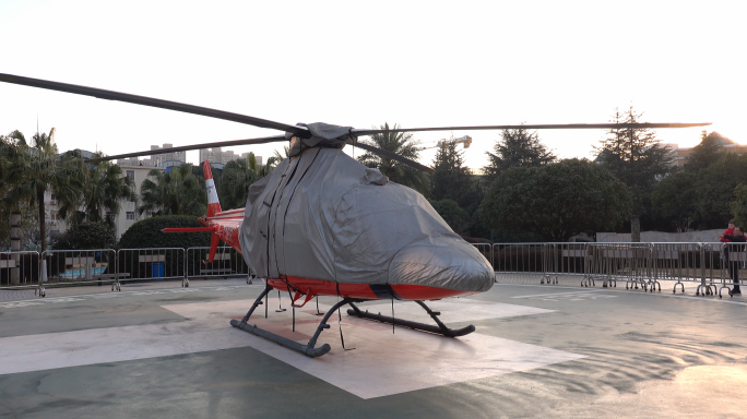 救援直升机和医院空镜头