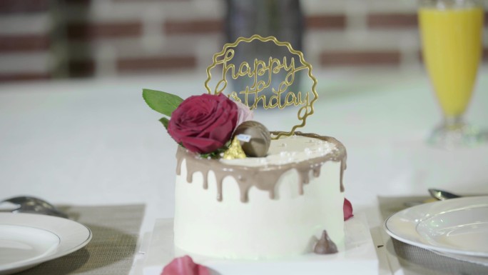 蛋糕蜡烛生日蛋糕玫瑰花约会浪漫结婚纪念日