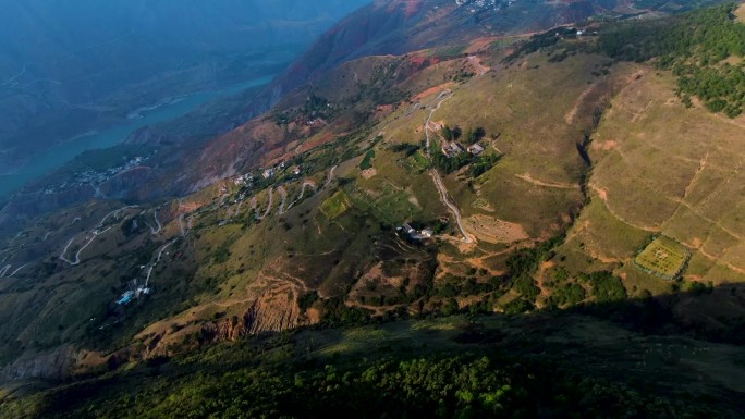 金沙江旁云南大山航拍