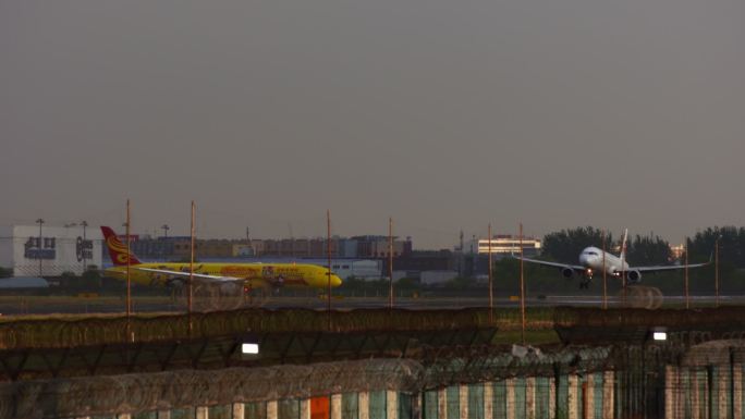 首都机场中国东方航空飞机起降