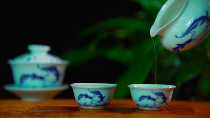 茶叶宣传片养生休闲青花瓷倒茶泡茶品茶绿茶