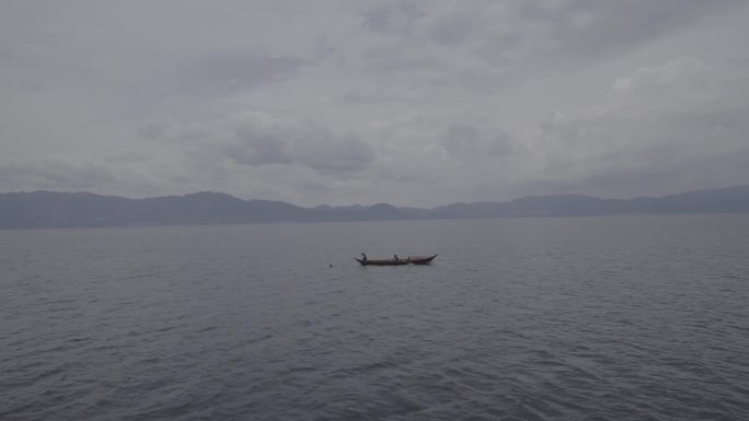 澄江抚仙湖湖面船只帆船禄充风景区4k