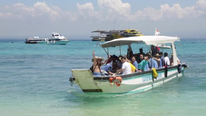 巴厘岛蓝梦岛海上娱乐项目视频
