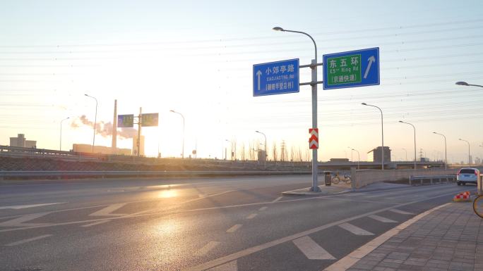 北京城市高速道路五环路入口小郊亭