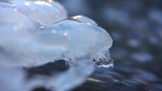 冰雪融化唯美水滴慢速素材7