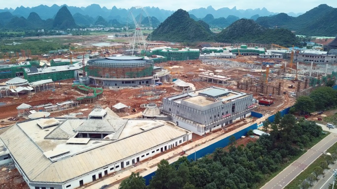 桂林融创旅游游乐场公园建筑工地