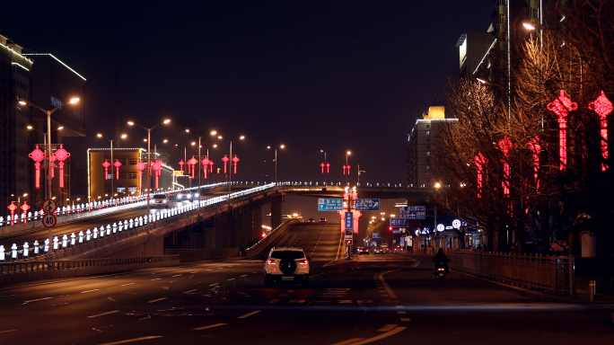 北京春节中国结街道路灯，新年城市过年街道