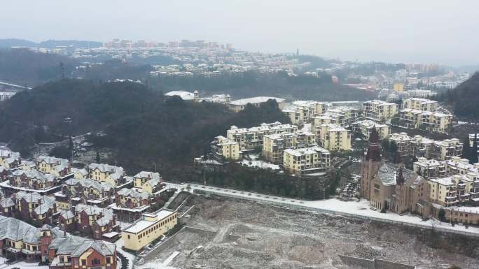 重庆仙女山镇别墅群冰雪冬季航拍素材