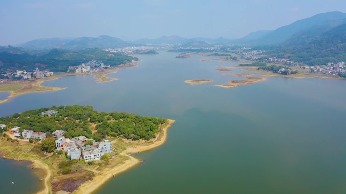 航拍广西灵山县灵东水库全景