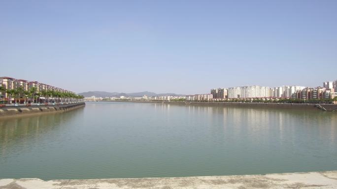 梅江河