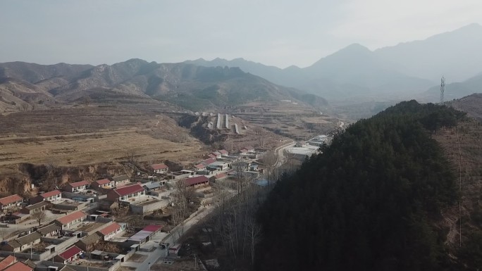 山区航拍秋冬景色
