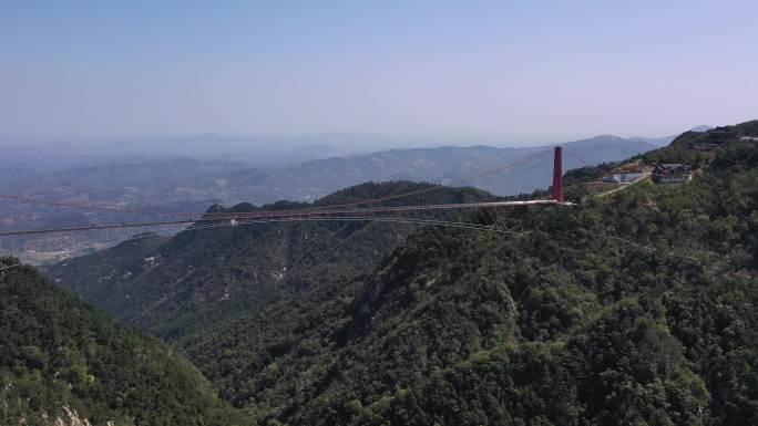 沂蒙山天蒙景区玻璃栈道航拍