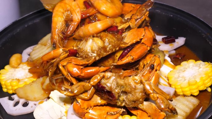 美食螃蟹基围虾制作展示高清素材